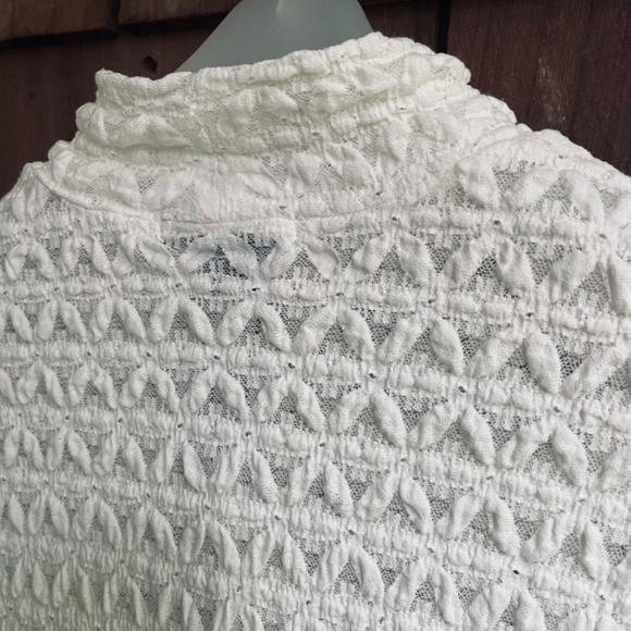 Sanctuary - Lace Mock Neck Top Ivory Size L - Picture 14 of 15